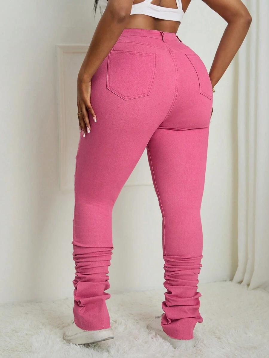RÓŻOWE SPODNIE JEANS