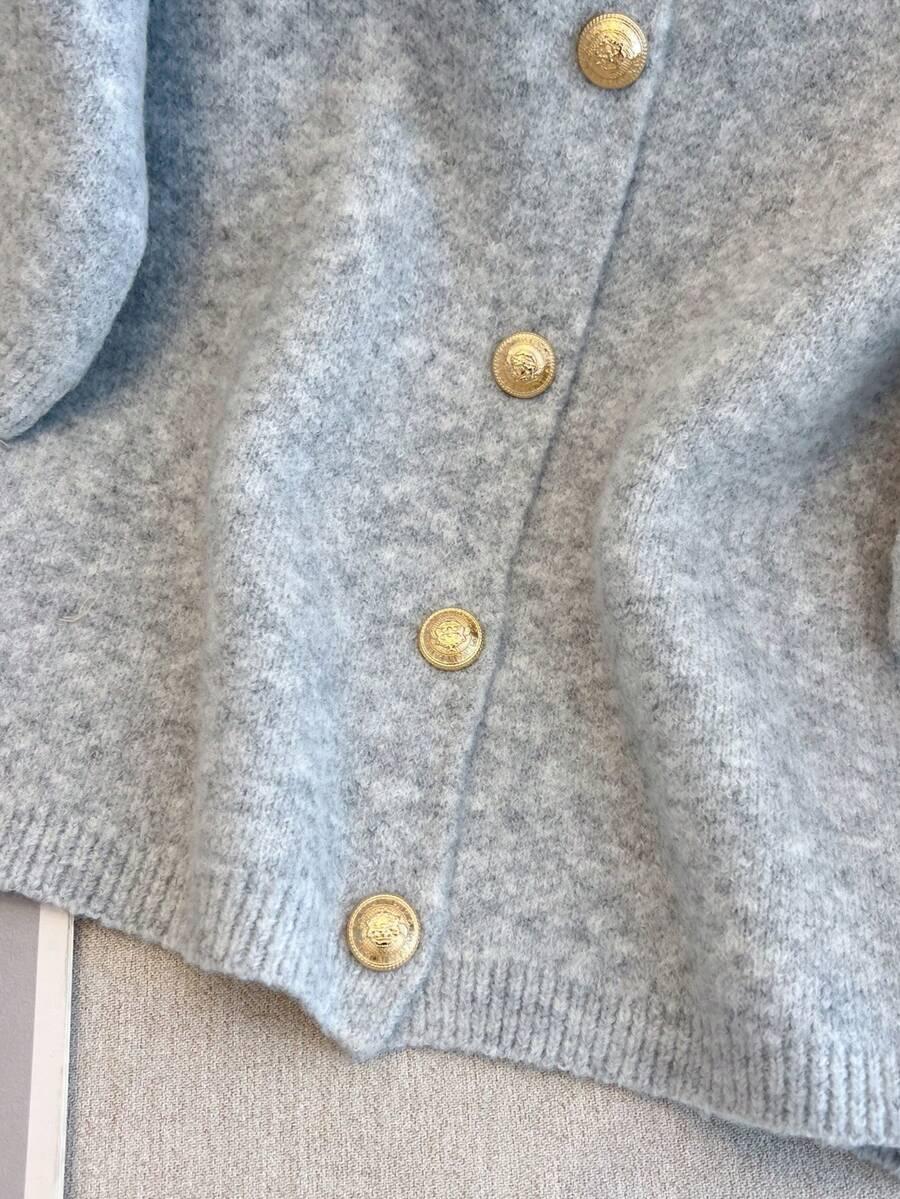 SWETER Z KRÓTKIM RĘKAWEM GUZIKI