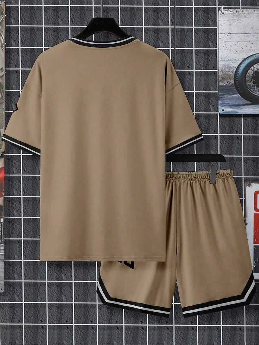 beżowy t-shirt napis