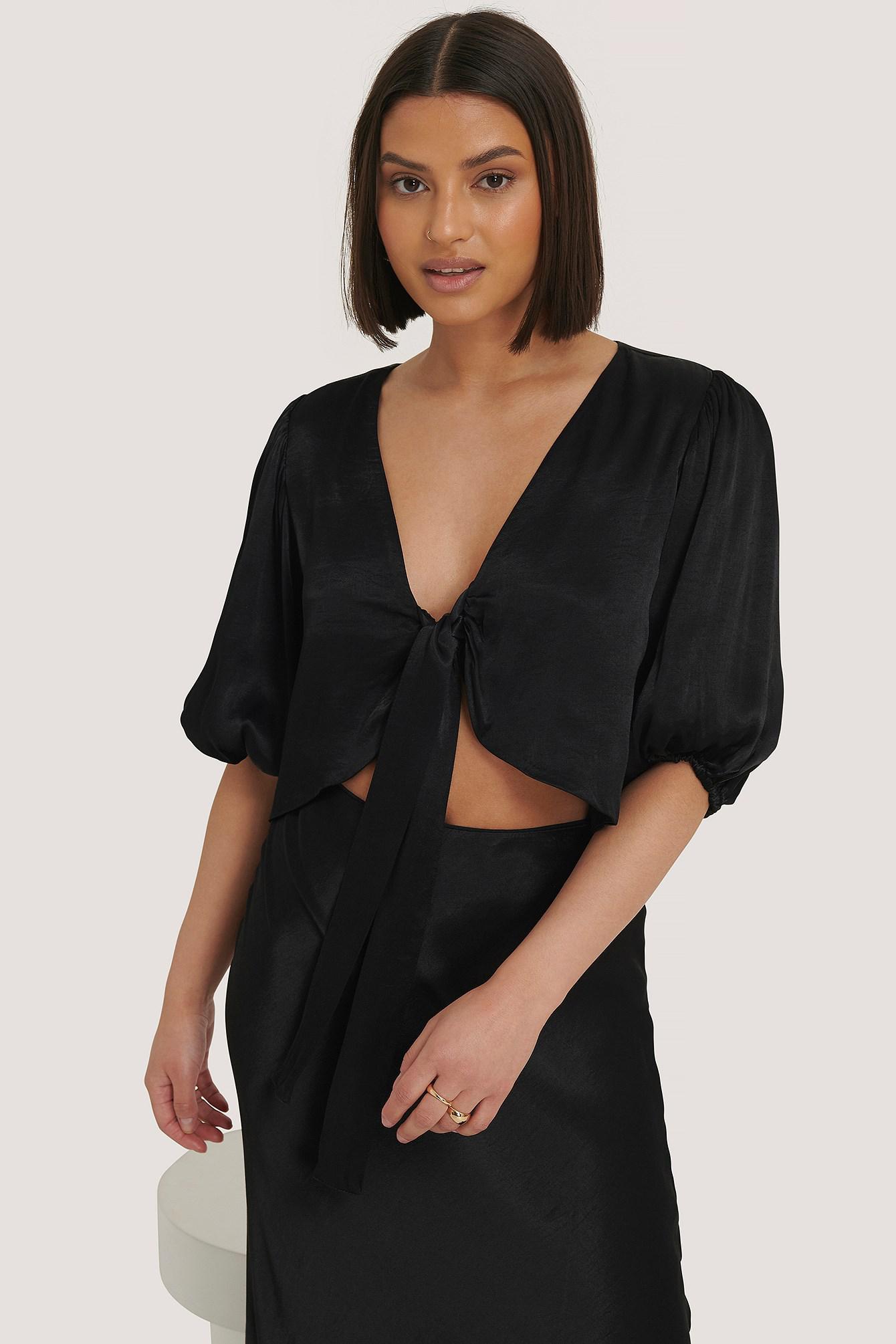 SATYNOWY TOP V-NECK WIĄZANIE
