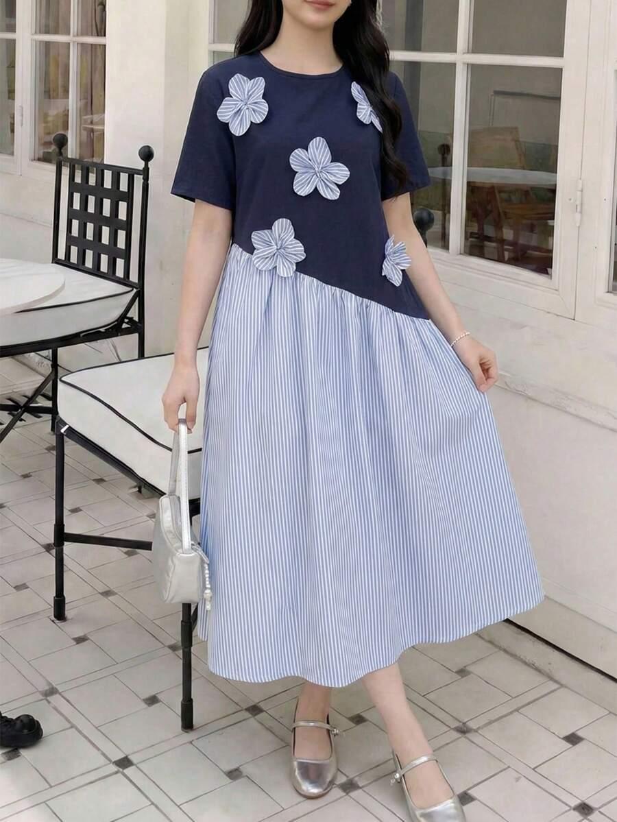 niebieska midi sukienka
