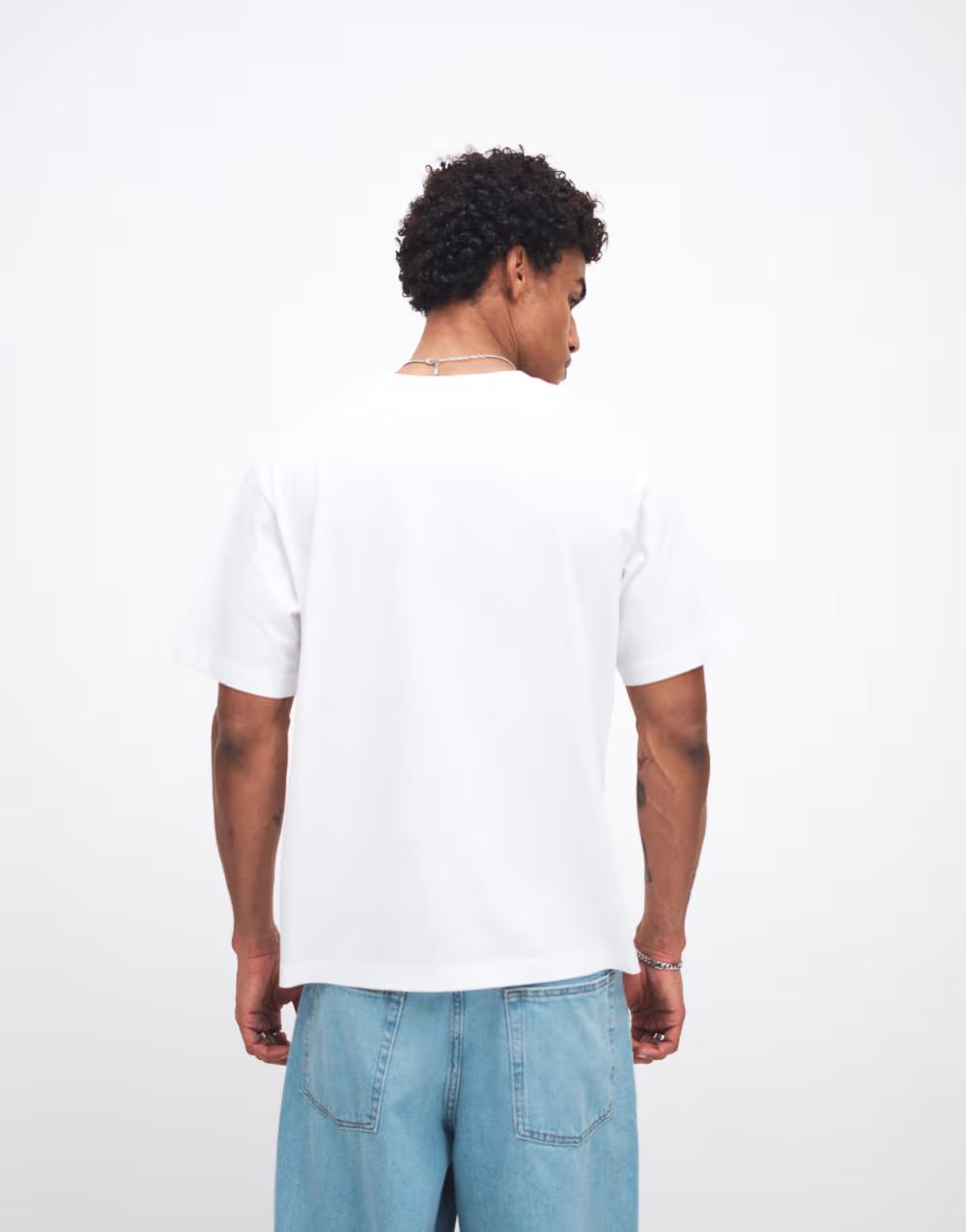 BIAŁY T-SHIRT Z KRÓTKIM RĘKAWEM NADRUK