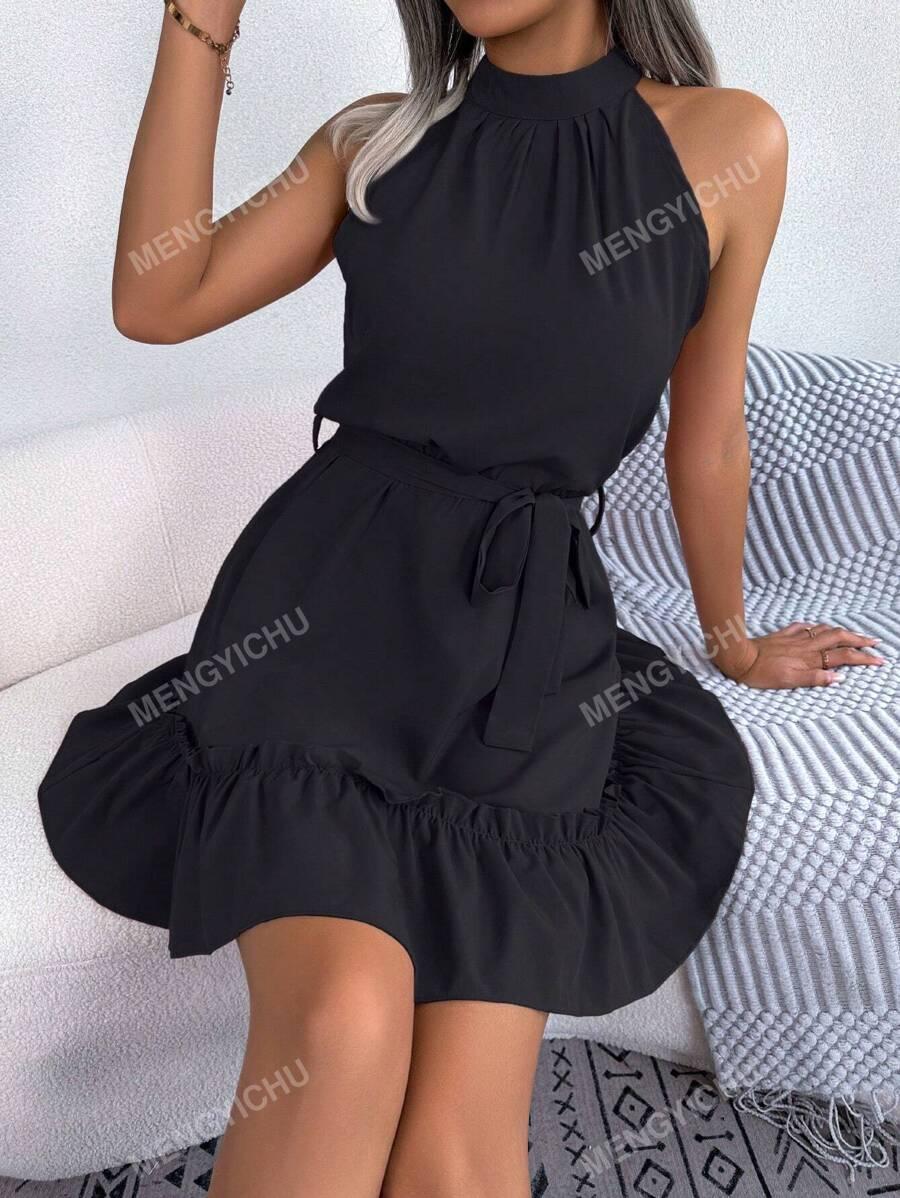 CZARNA MINI SUKIENKA