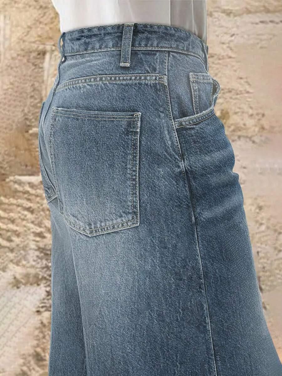 niebeskie jeansowe spodnie 