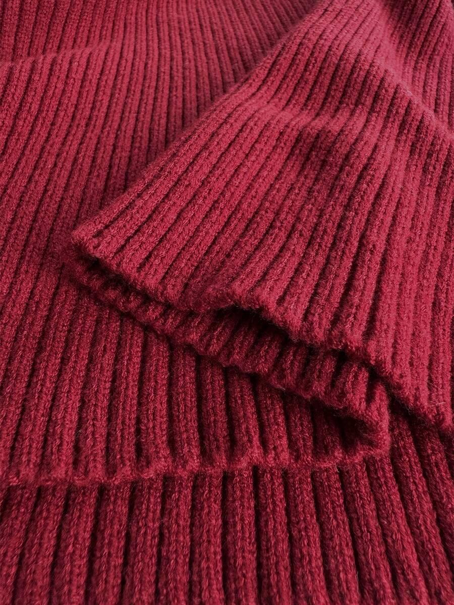 CZERWONY SWETER ZDOBIENIE 