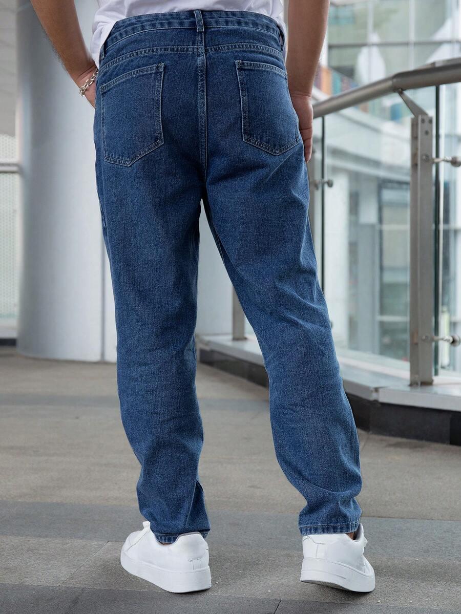niebieskie spodnie jeans 