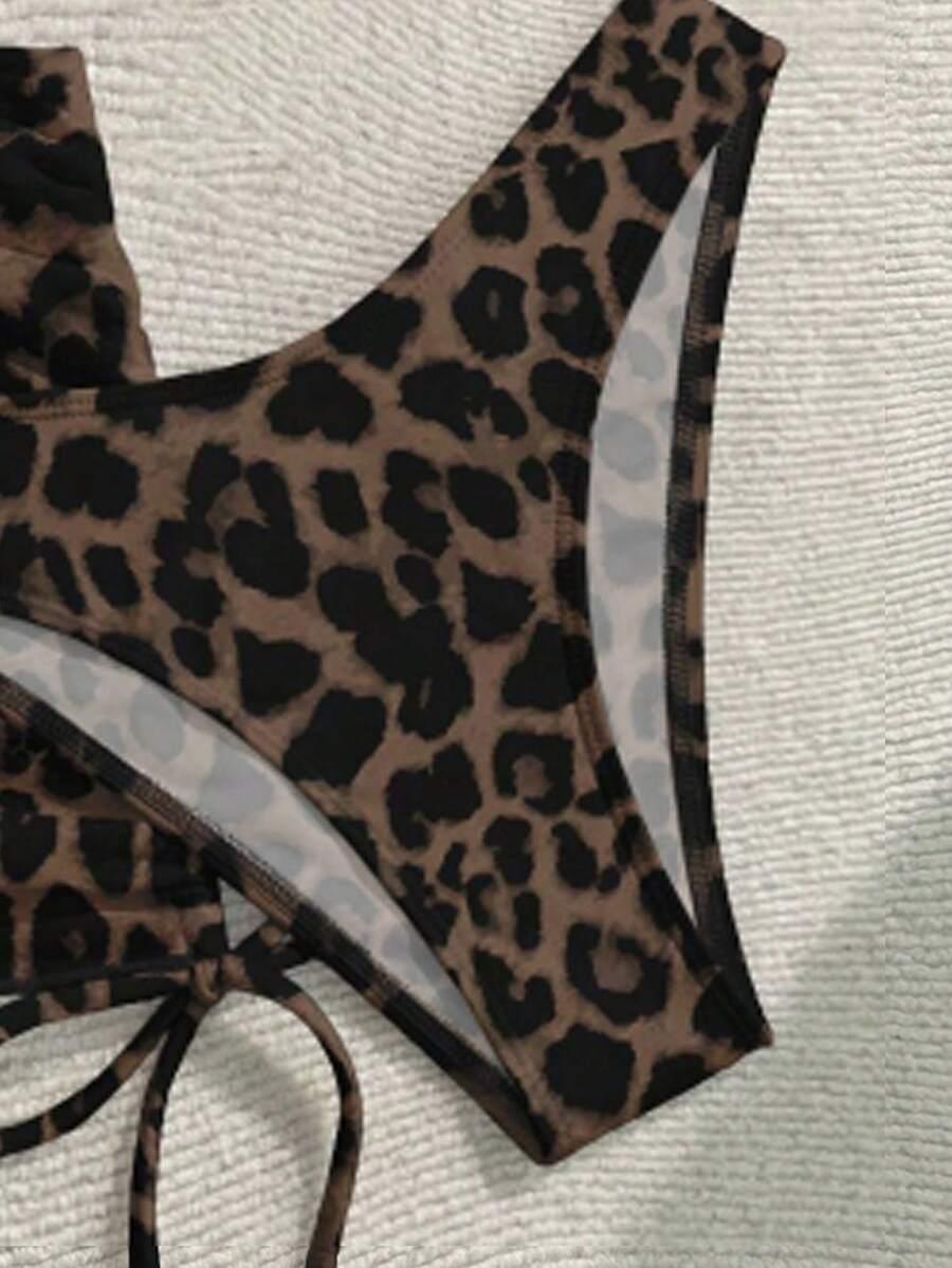 DWUCZĘŚCIOWY STRÓJ KĄPIELOWY NARZUTKA NA BIODRA ANIMAL PRINT