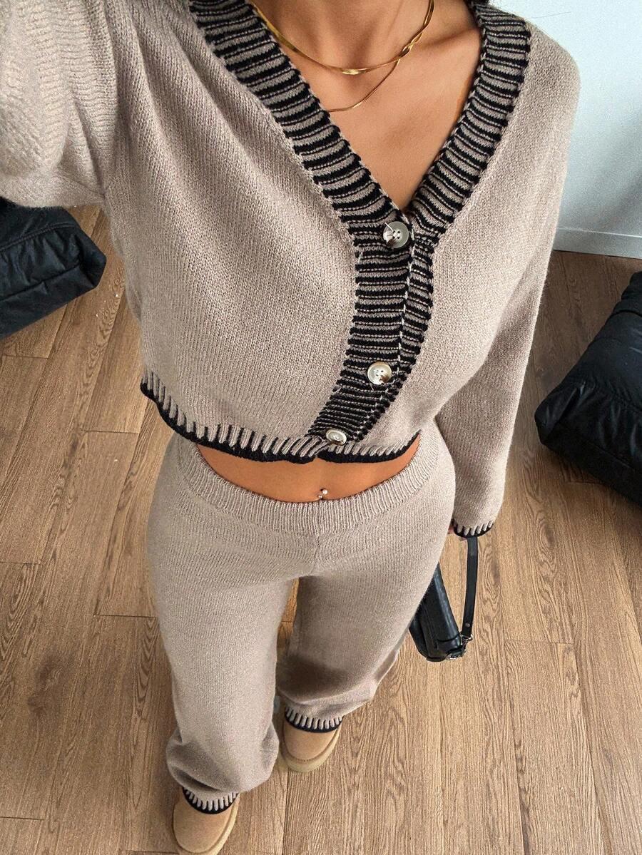 SWETER SPODNIE KOMPLET