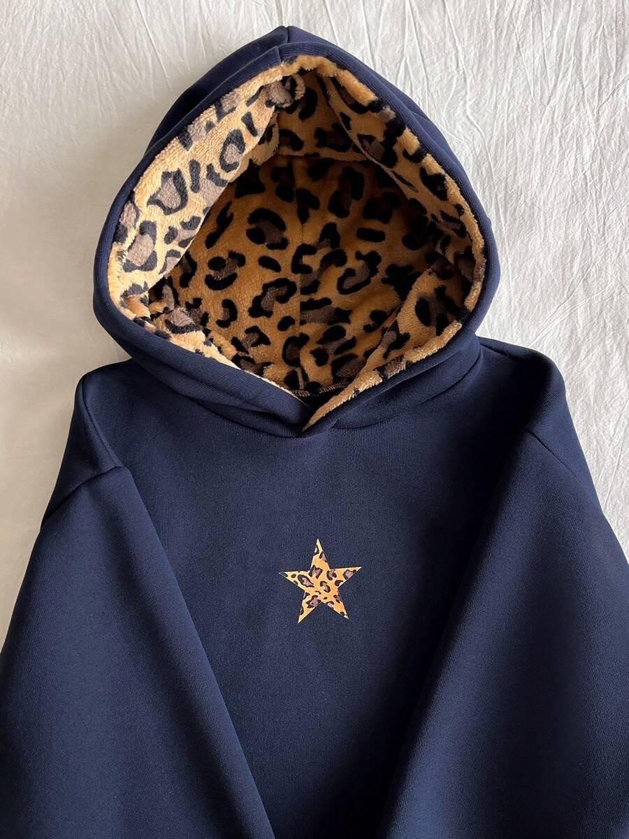 granatowa bluza kaptur