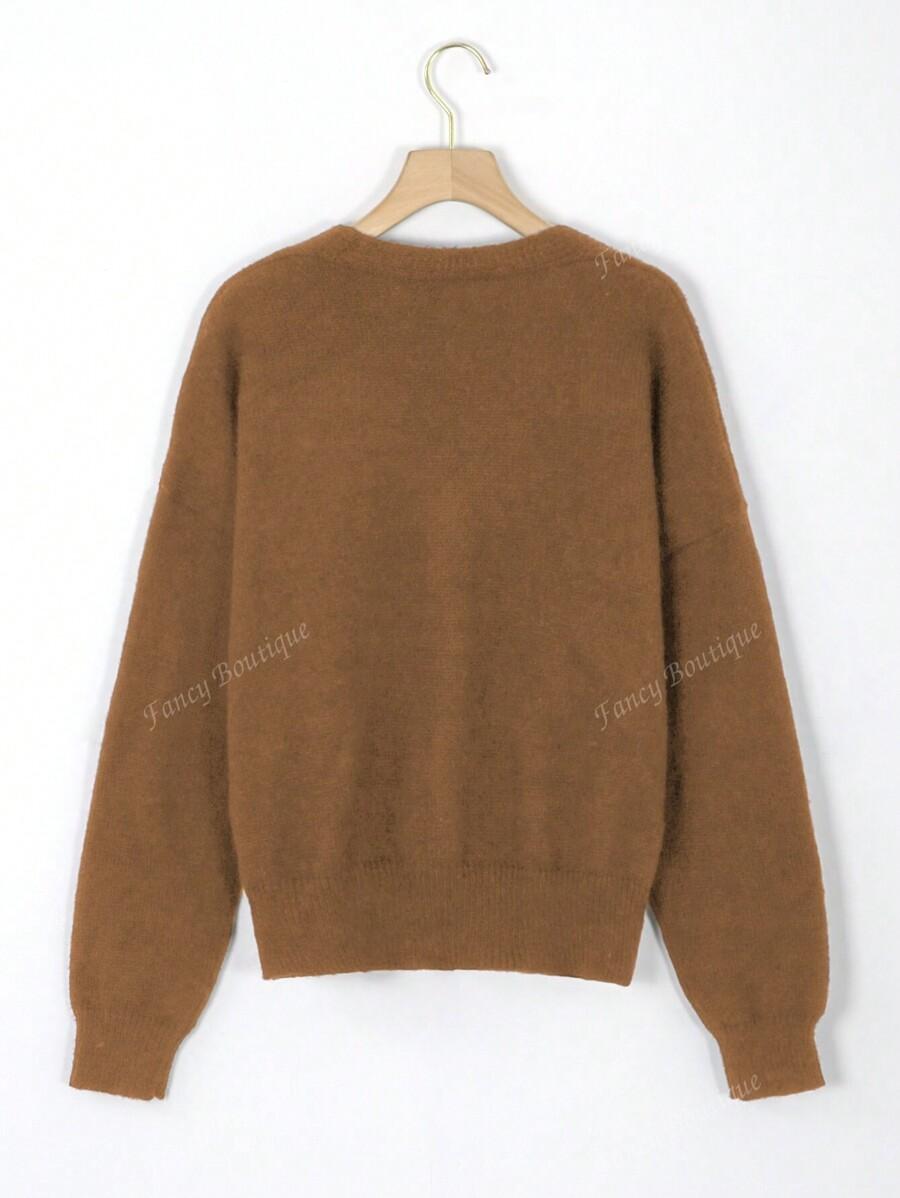 SWETER LUŹNY Z GUZIKAMI