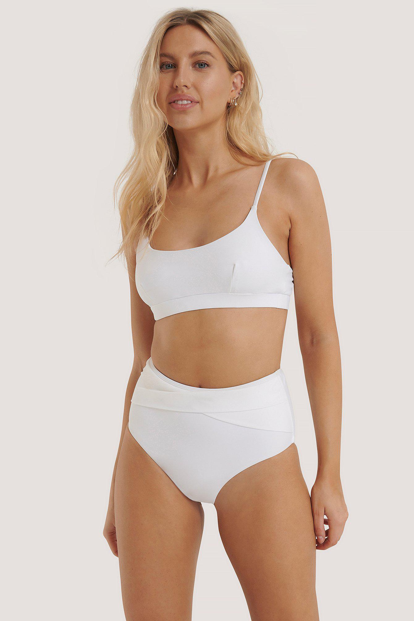 biała góra od bikini