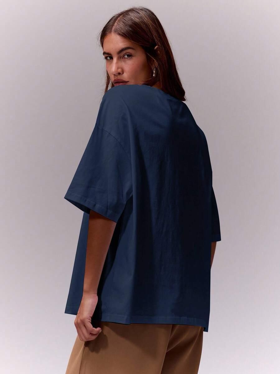niebieski t-shirt oversize