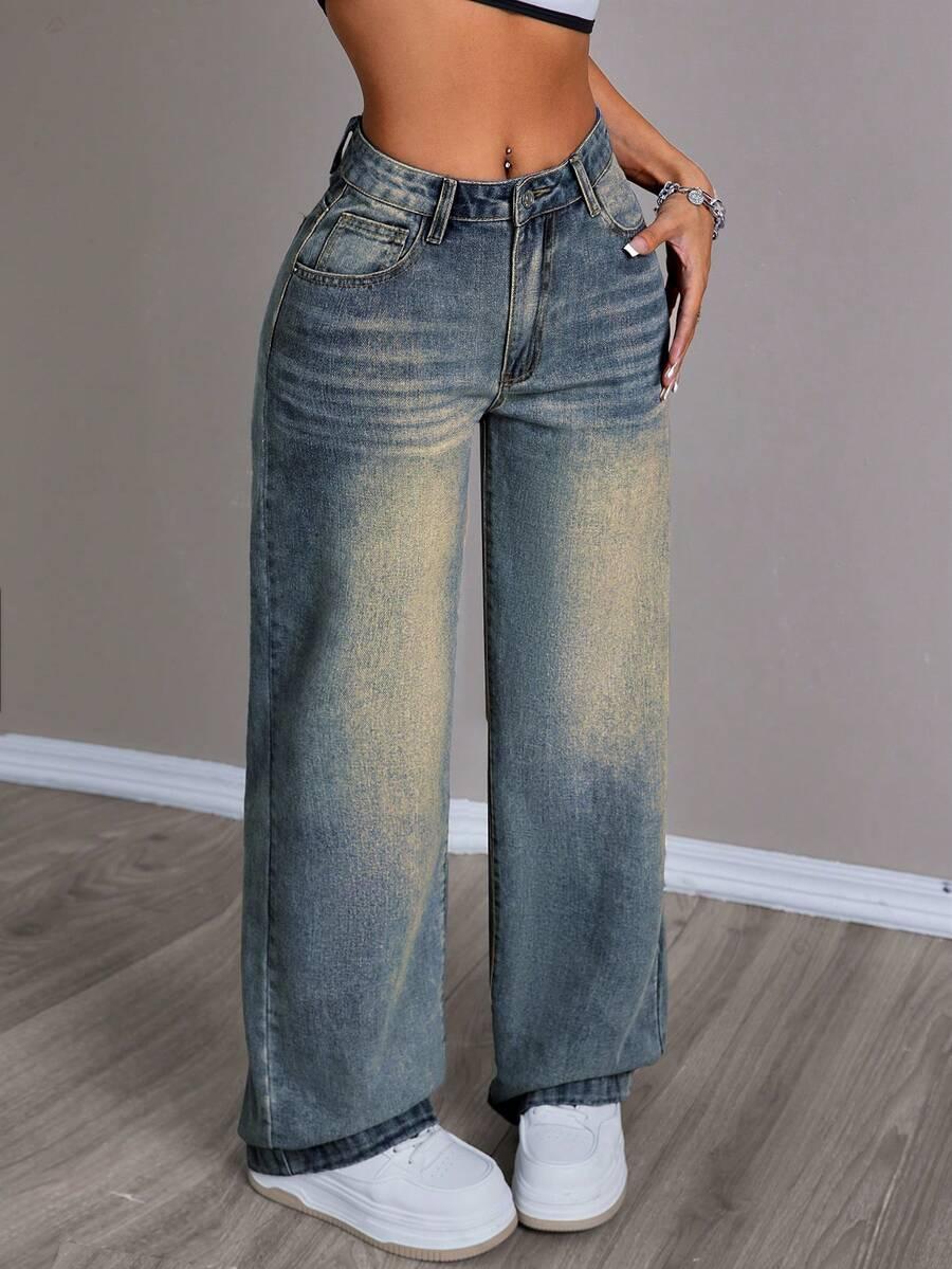 granatowe spodnie jeans 