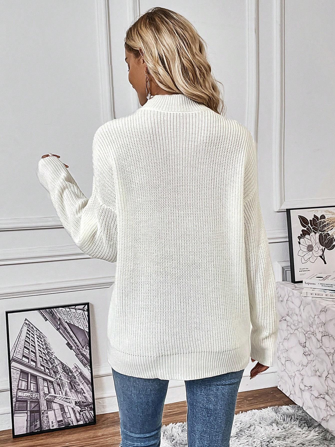 BIAŁY SWETER V-NECK