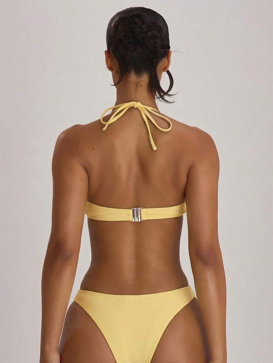 żółta góra od bikini 