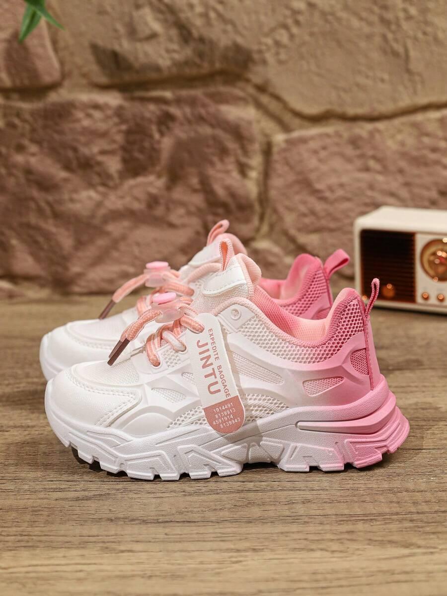 sznurowane buty sportowe 
