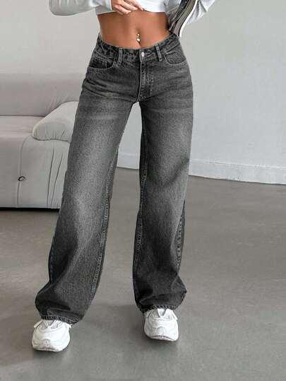 szare spodnie jeans