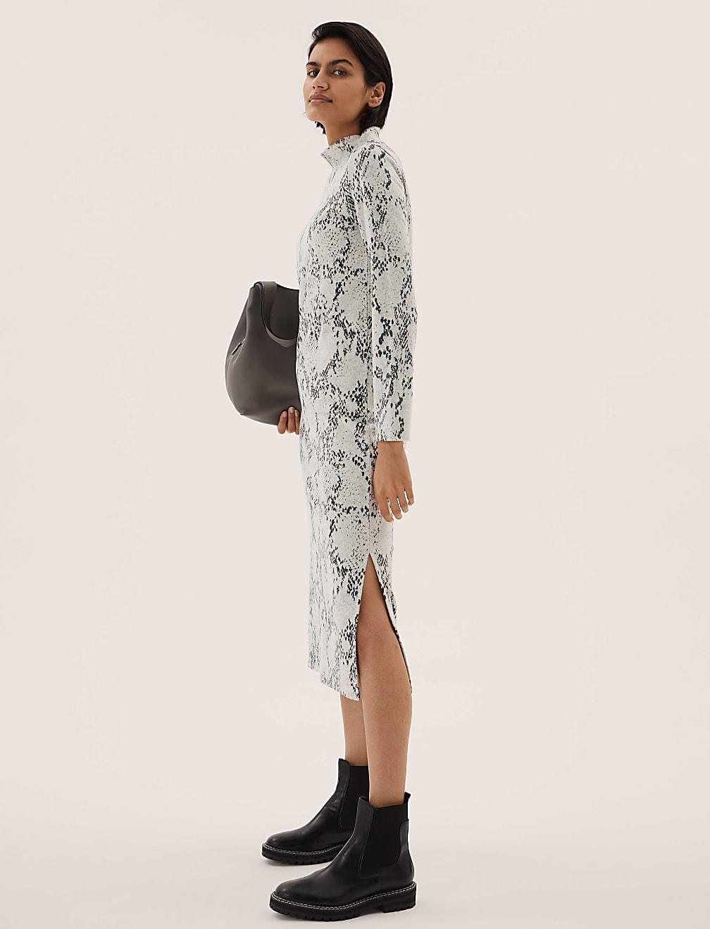 sukienka snake print T42-4787-T4