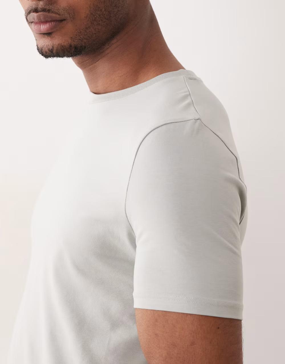 Gładki T-SHIRT OKRĄGŁY DEKOLT