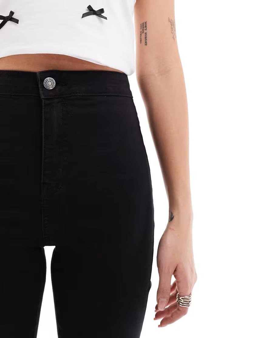 CZARNE SPODNIE JEANS