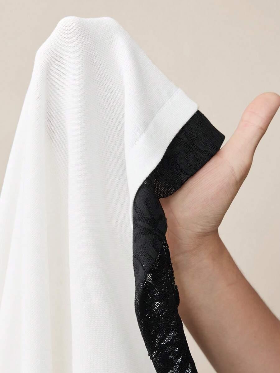 DOPASOWANY SWETER DAMSKI Z OKRĄGŁYM DEKOLTEM