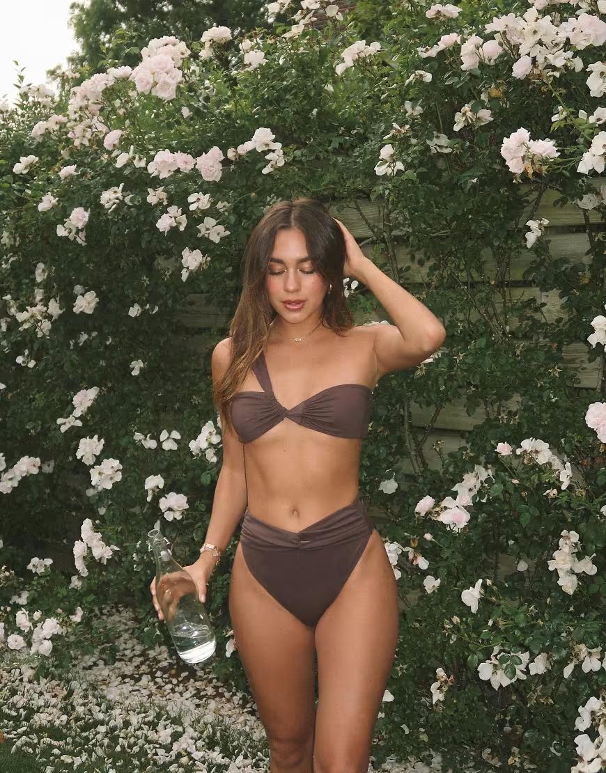 BRĄZOWY DÓŁ OD BIKINI WYSOKI STAN