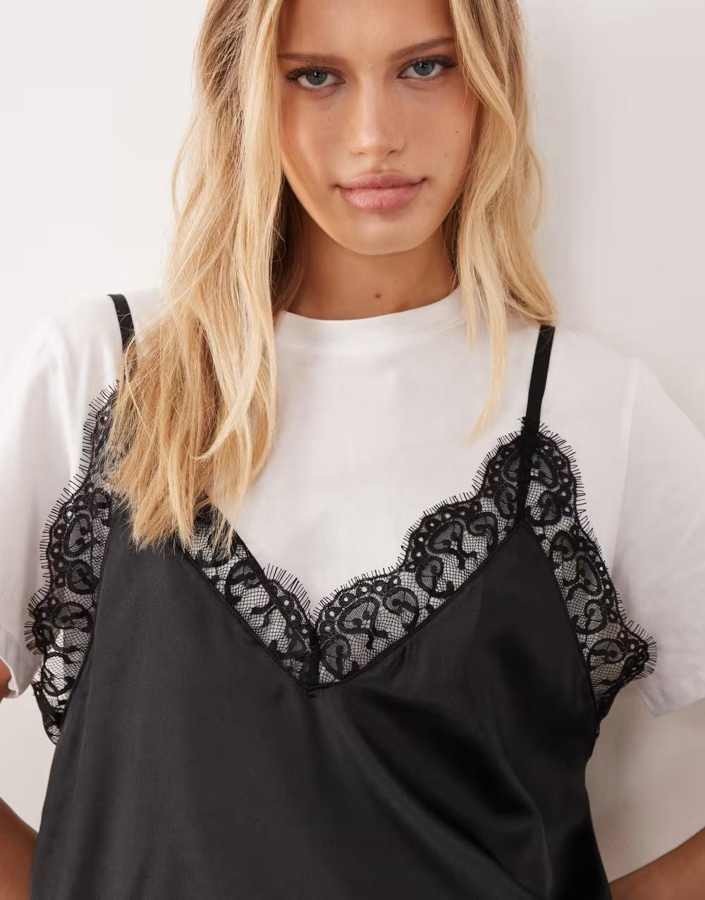 biały oversize t-shirt krótki rękaw