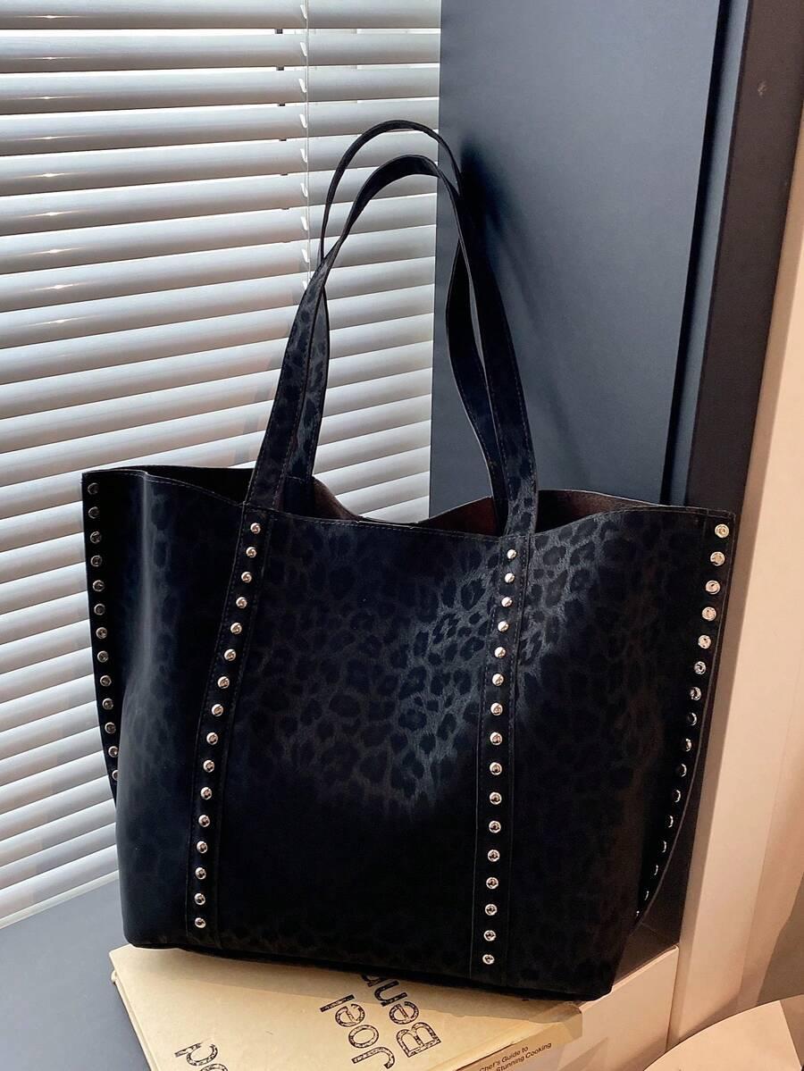 czarna torba animal print