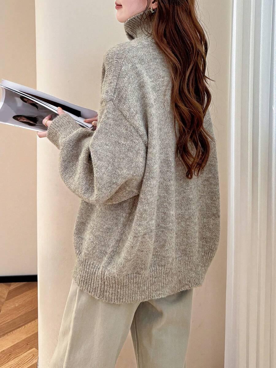 oversize sweter guziki
