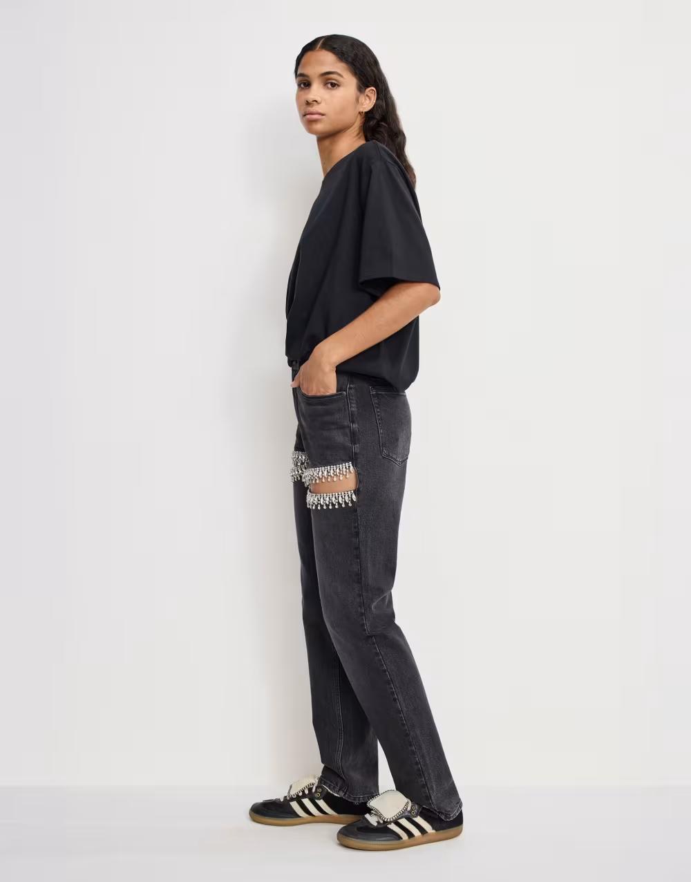 proste spodnie jeans wycięcia zdobienia połysk
