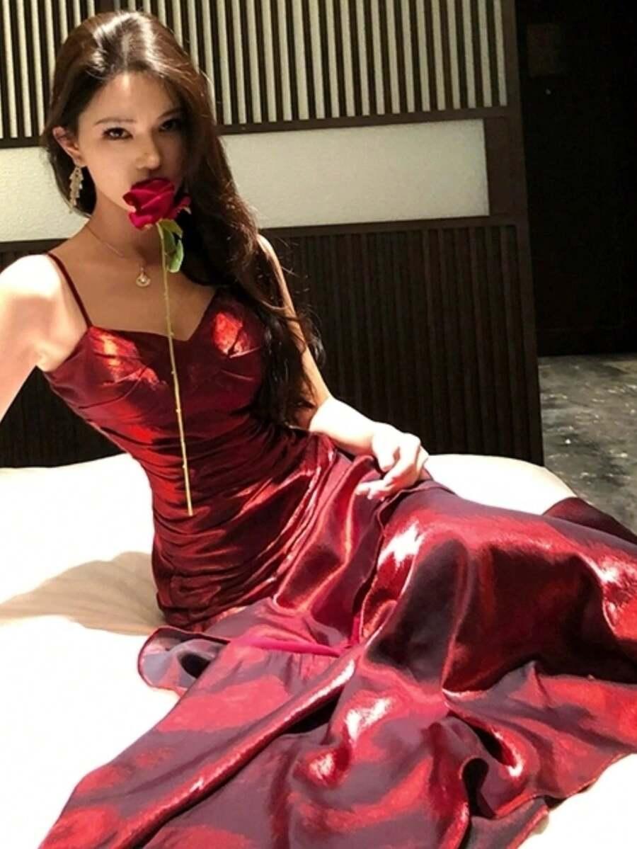 czerwona maxi sukienka