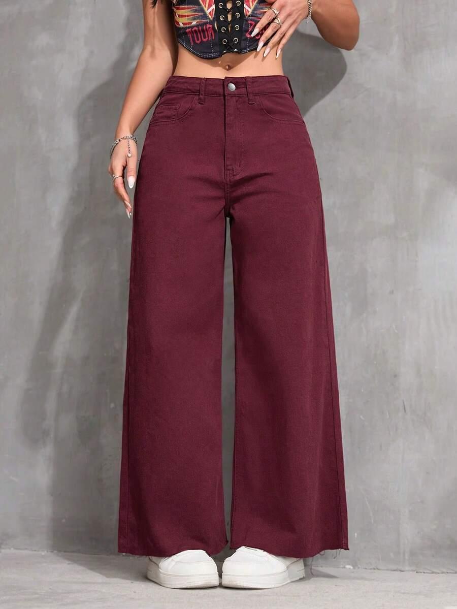 bordowe spodnie jeans