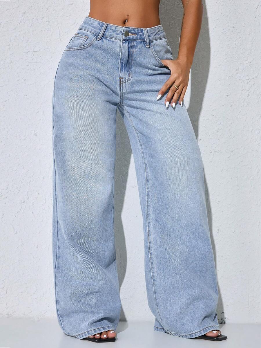 niebieskie spodnie jeans 