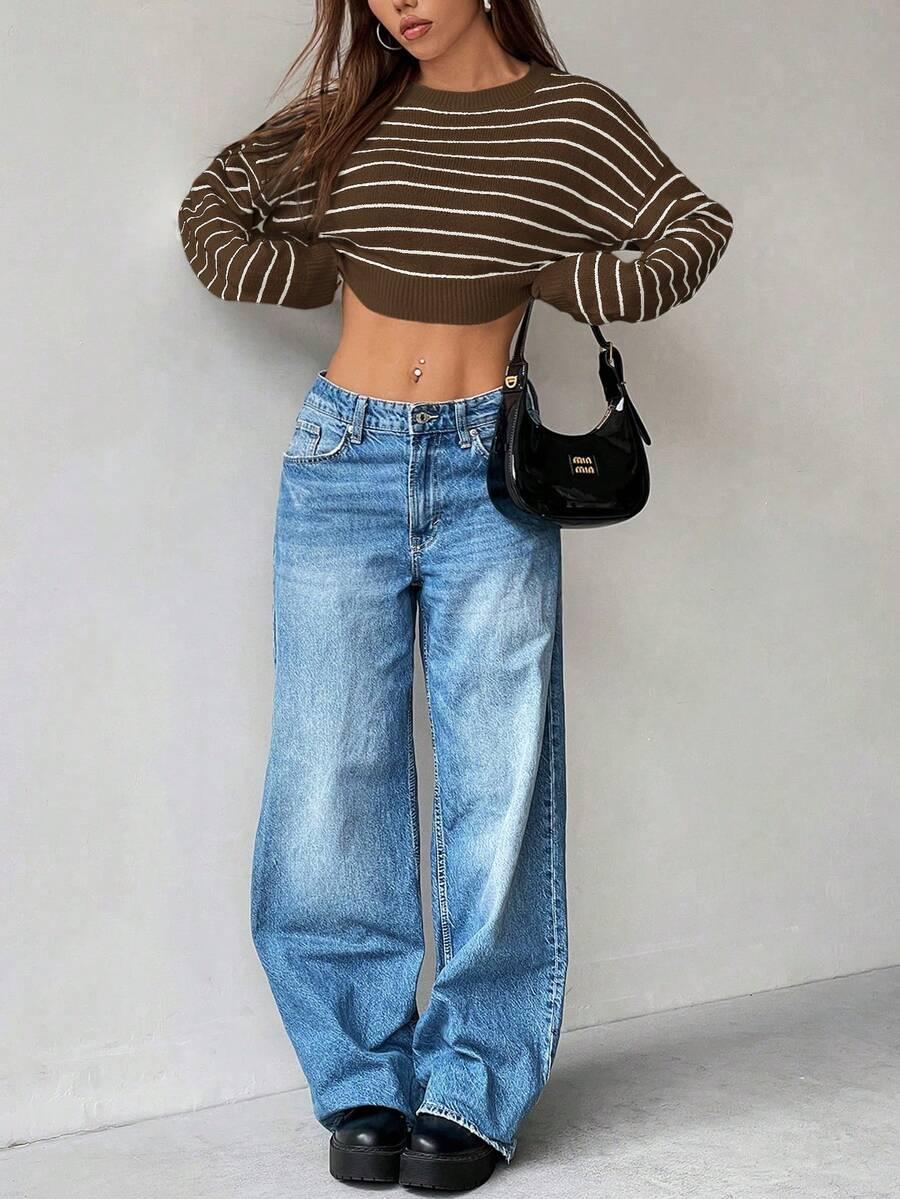 brązowy sweter w paski