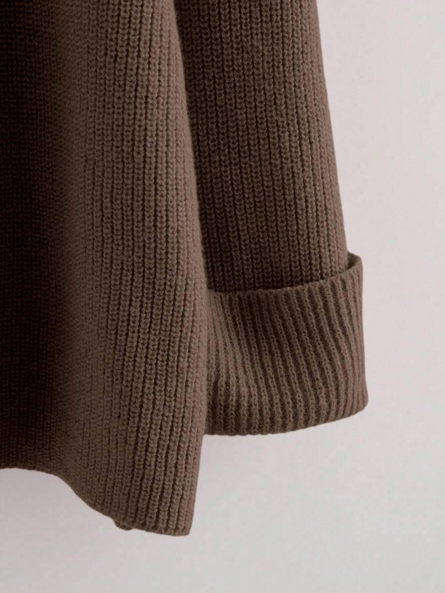 BRĄZOWY SWETER GUZIKI