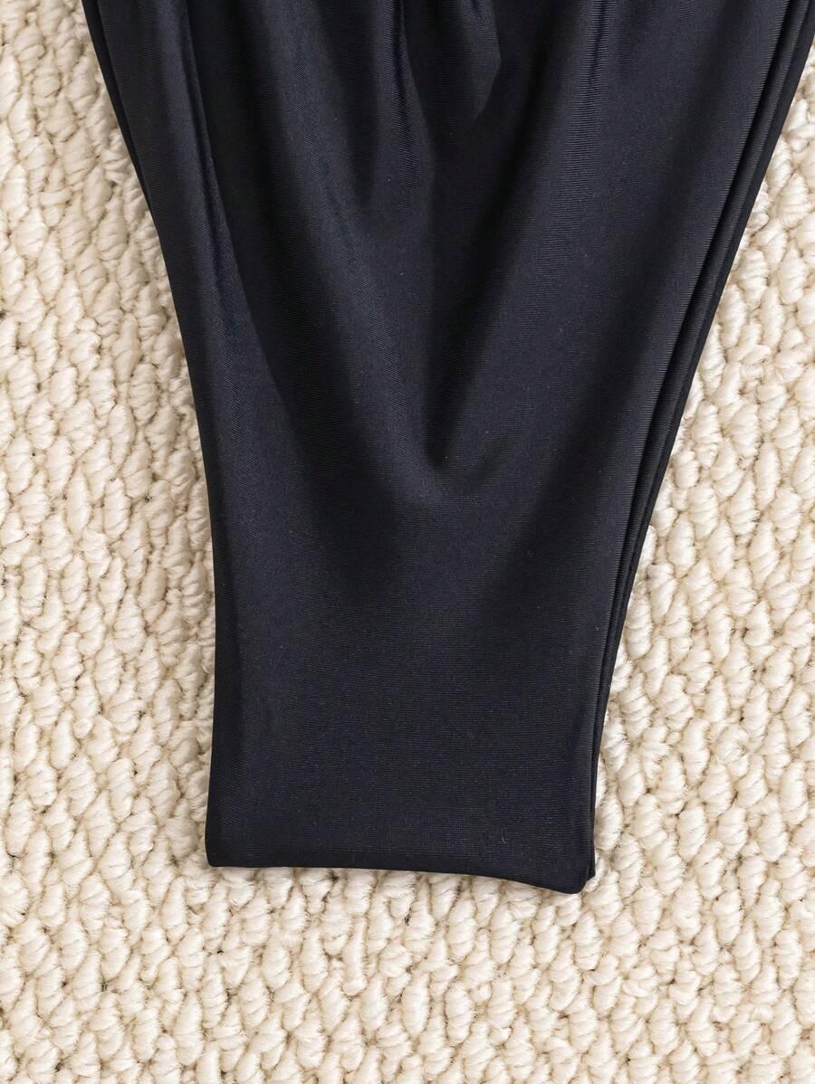 DÓŁ OD BIKINI