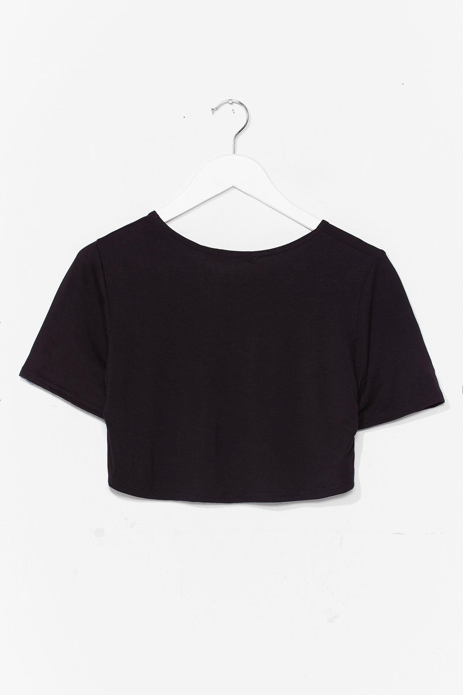 czarny crop top basic