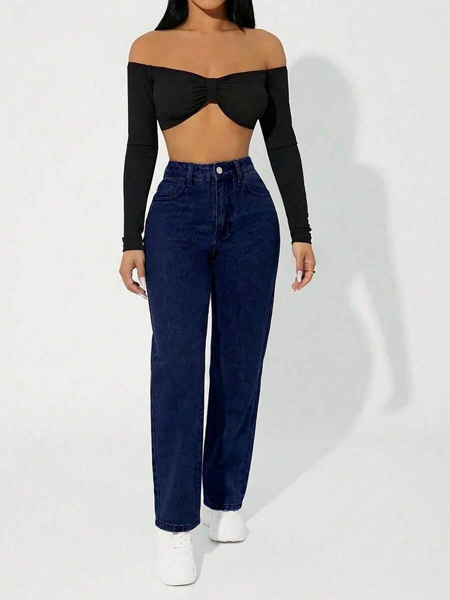granatowe spodnie jeans prosta nogawka