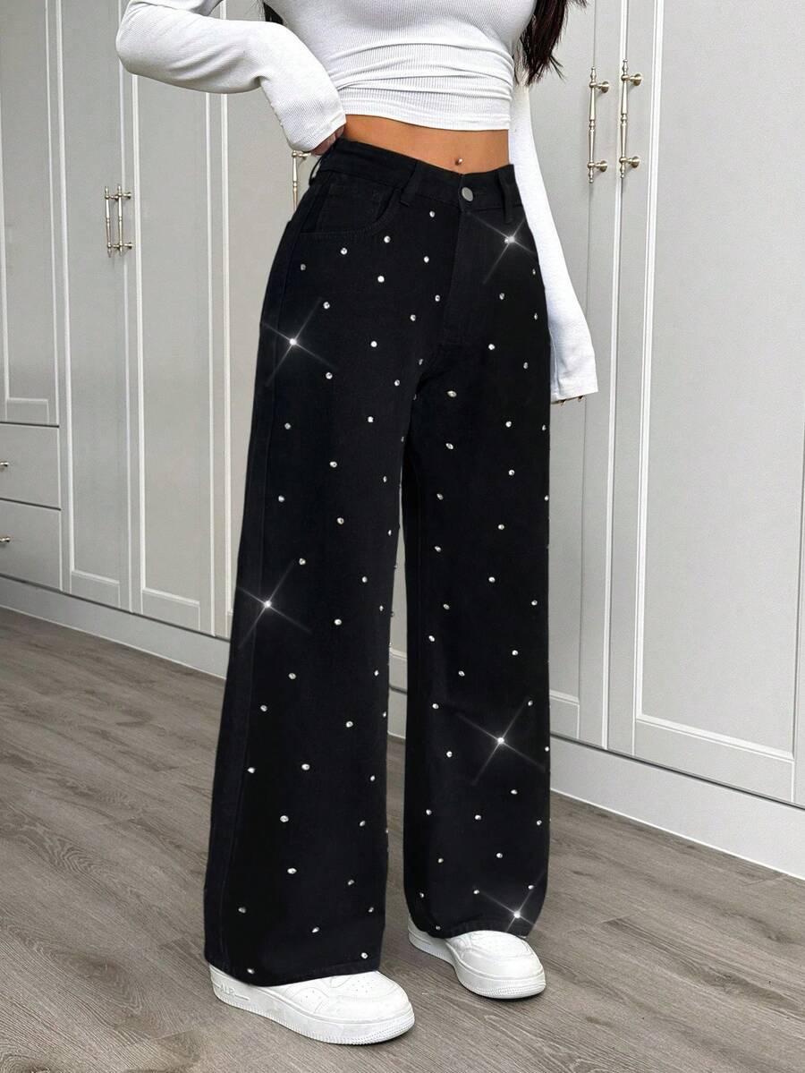 czarne spodnie jeans zdobienia