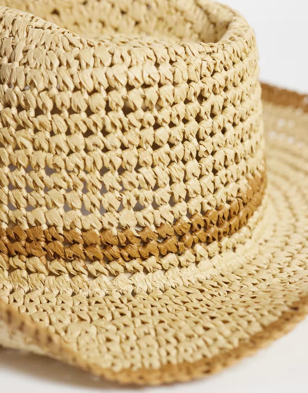 słomkowy kowbojski kapelusz