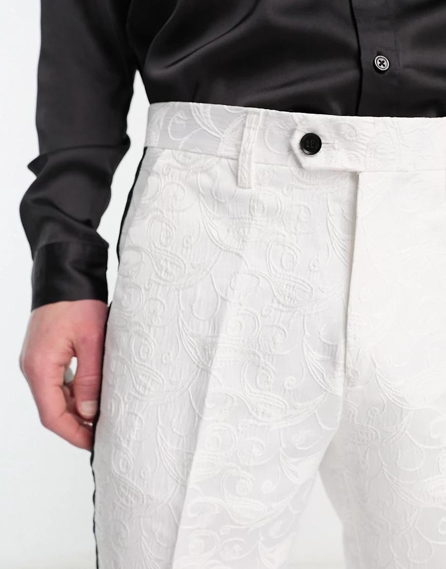 białe spodnie koronka kontrast 
