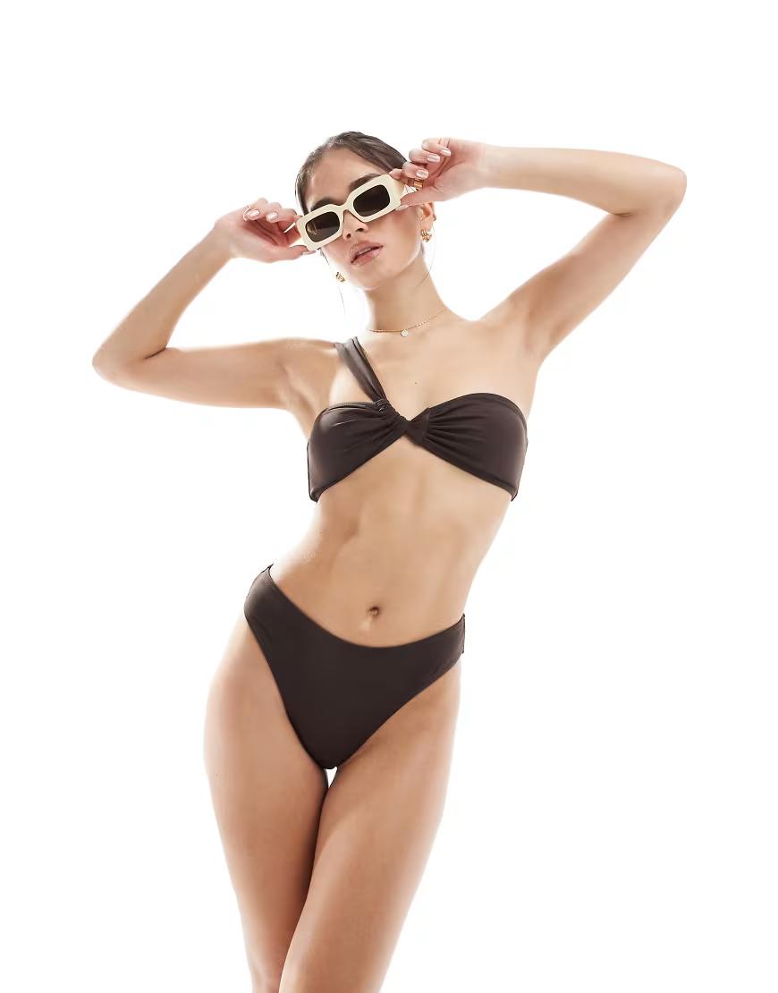 BRĄZOWY DÓŁ OD BIKINI 
