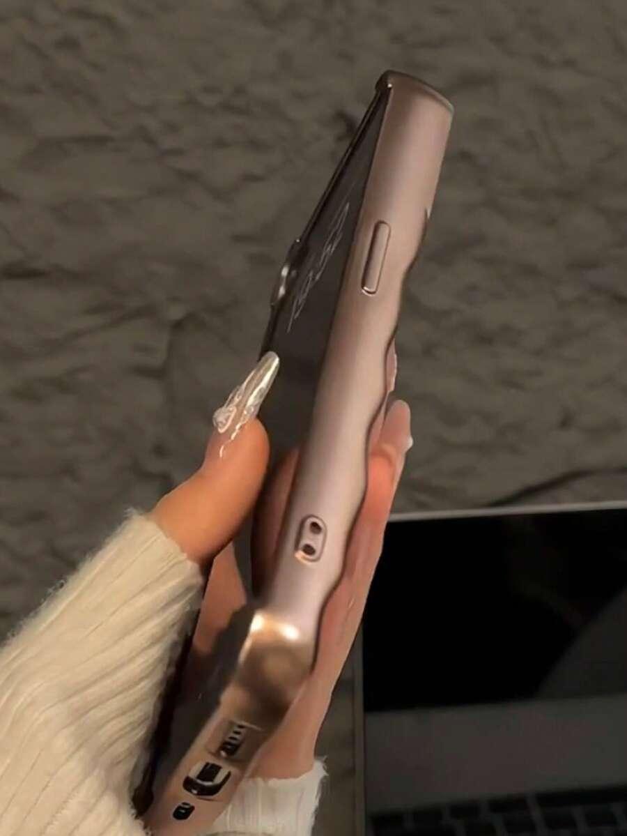 ETUI NA TELEFON IPHONE 11
