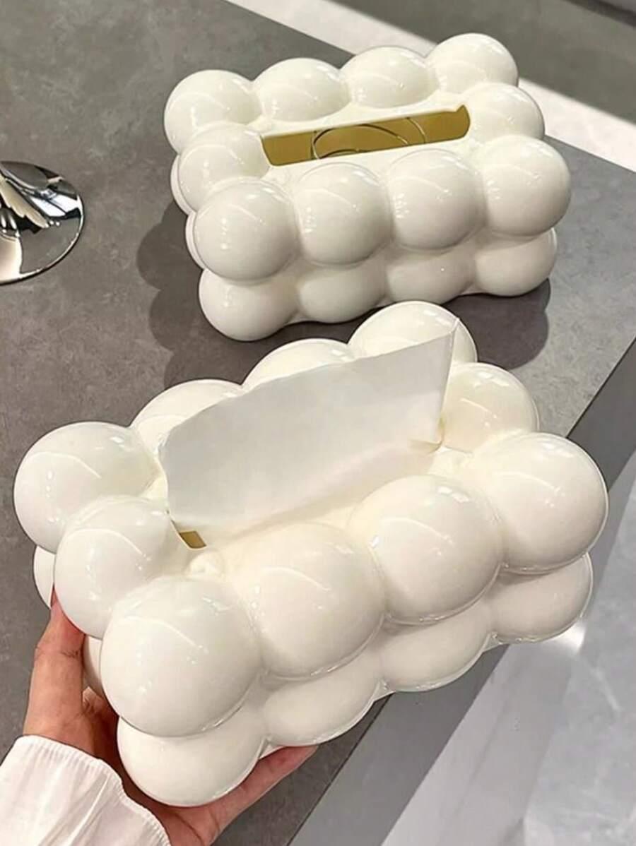 białe plastikowe pudełko na chusteczki