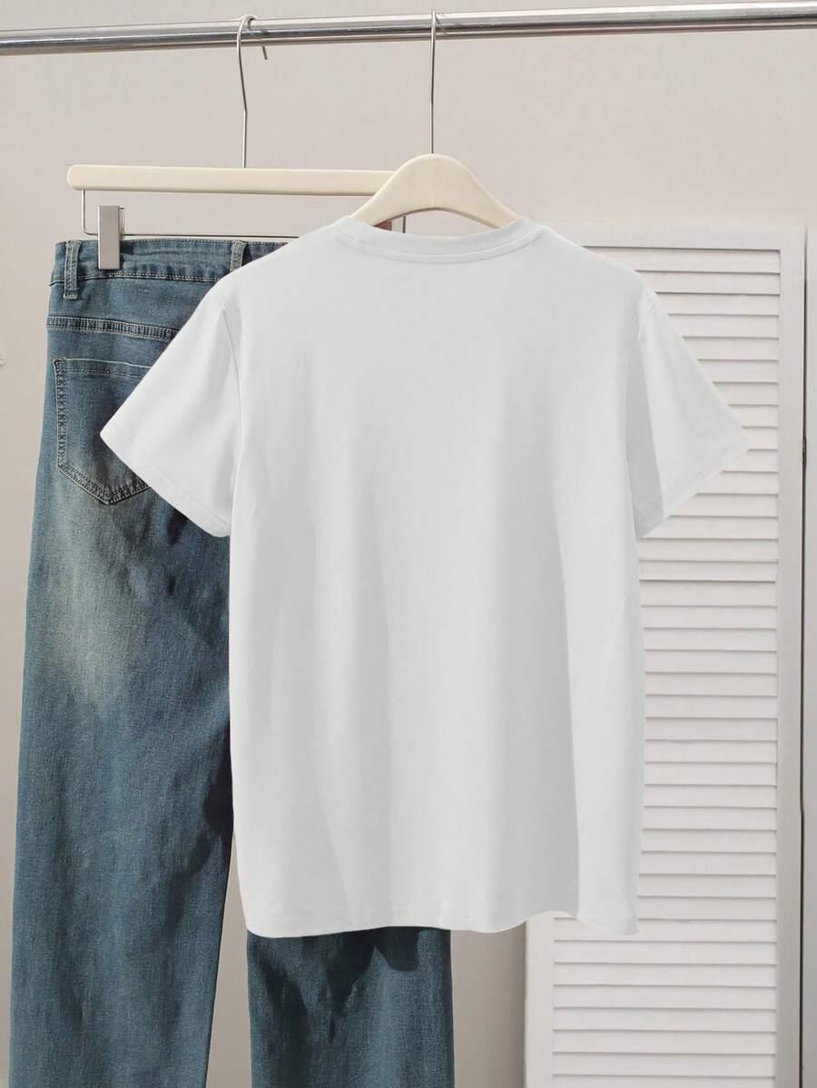 biały t-shirt wzór