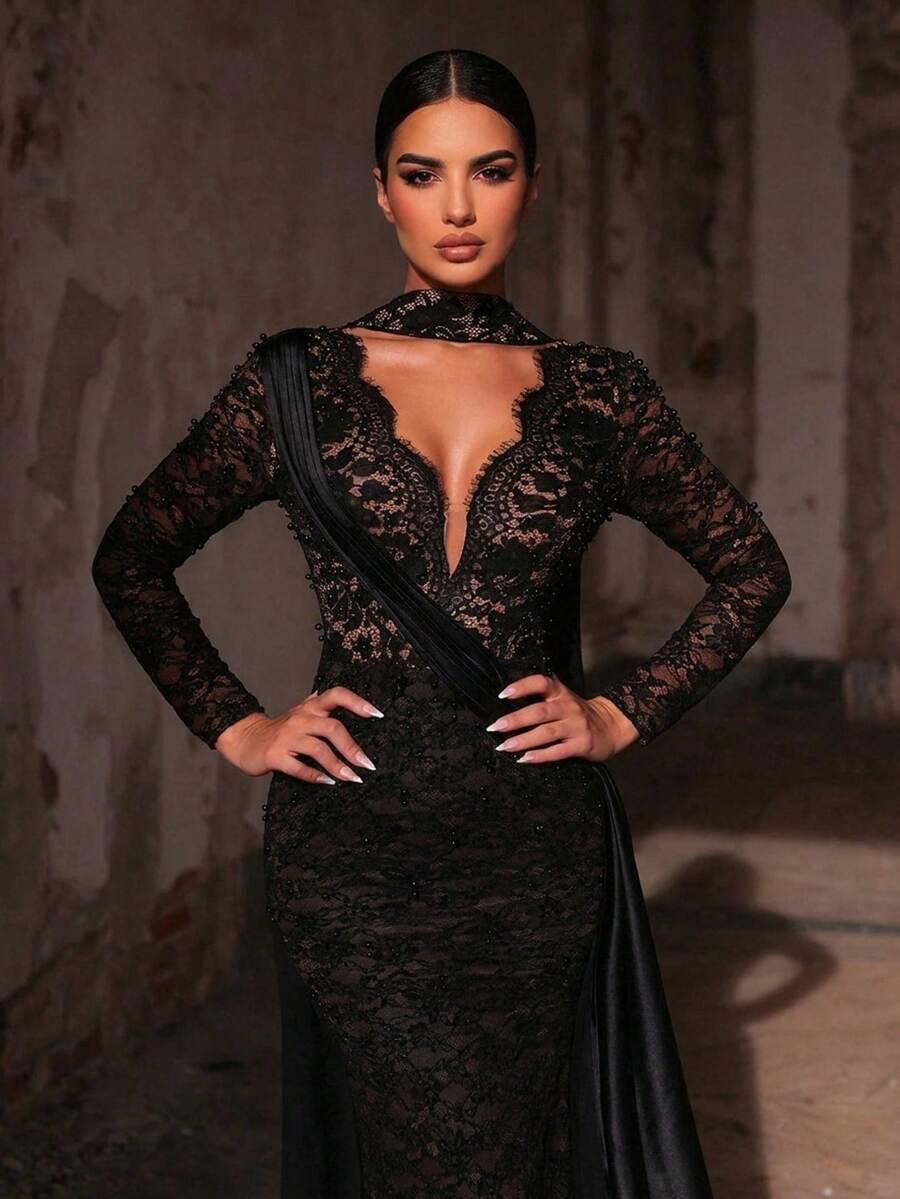 czarna maxi sukienka zdobienia