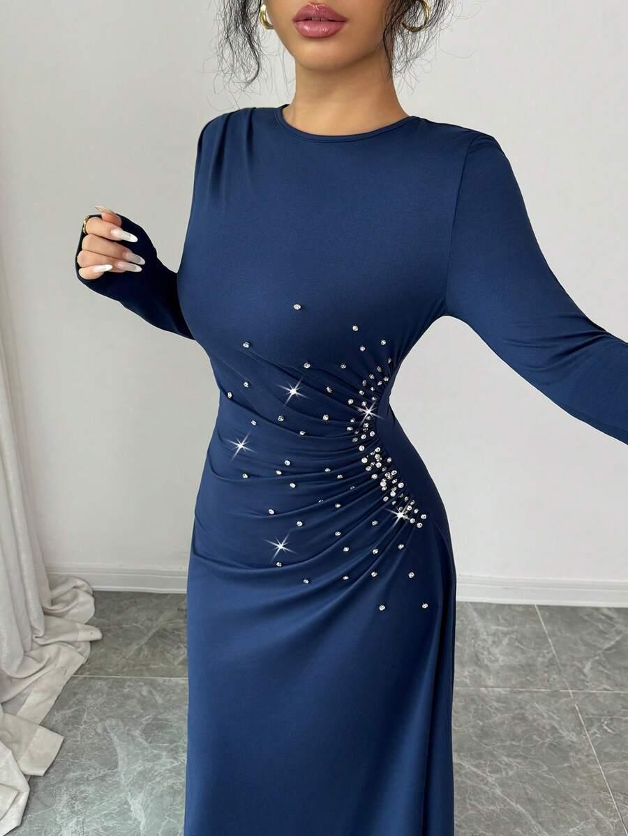 niebieska maxi sukienka 