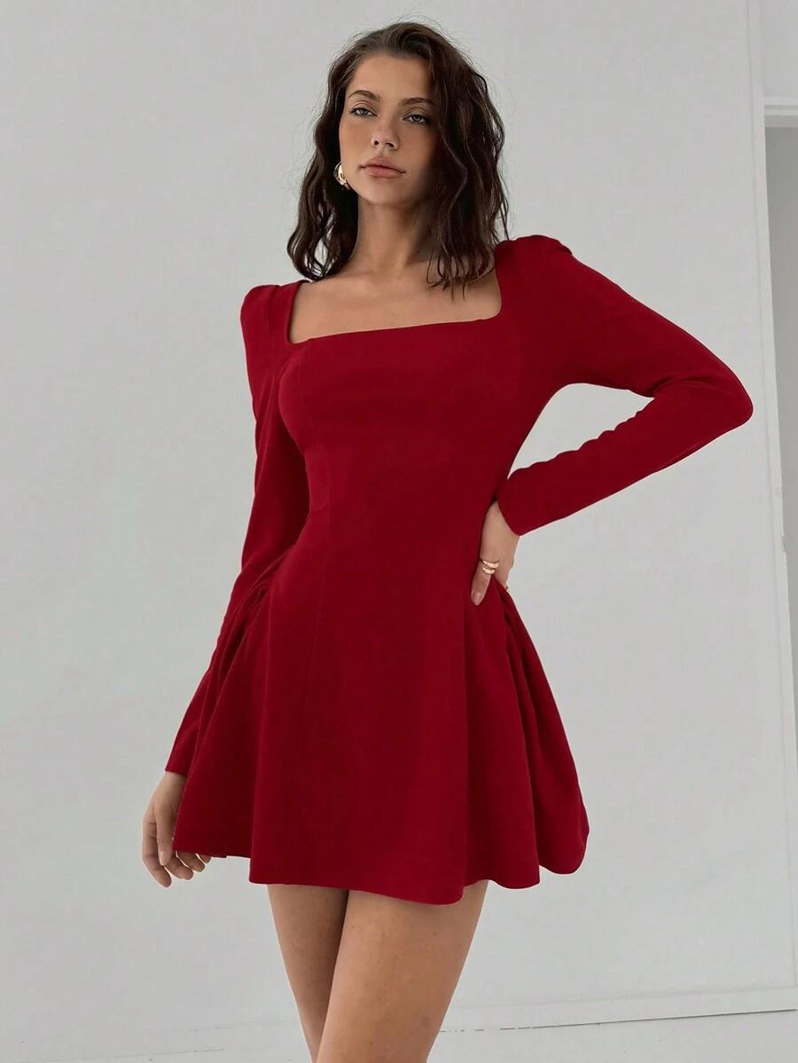 CZERWONA MINI SUKIENKA