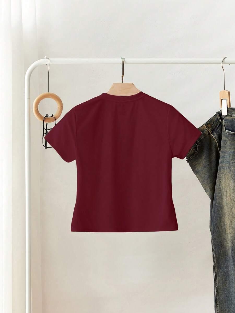 czerwony t-shirt zdobienie