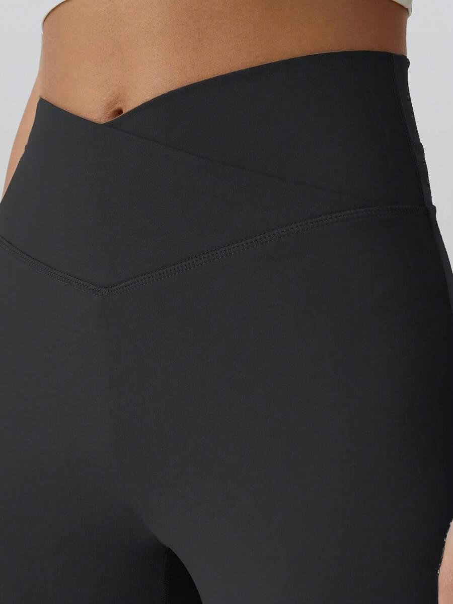 czarne legginsy dzwony
